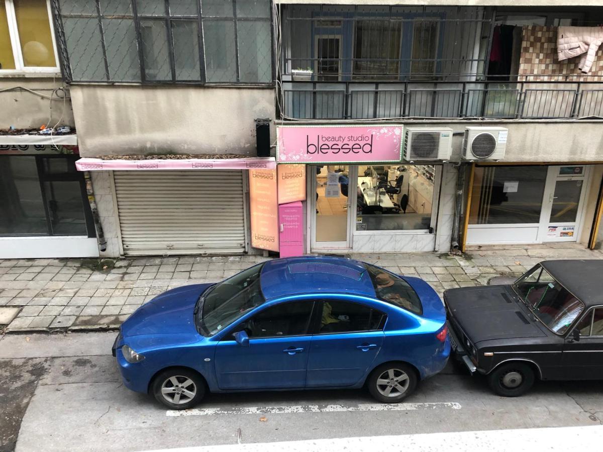 Боксониера Georgi Georgiev Apartment Varna Bagian luar foto